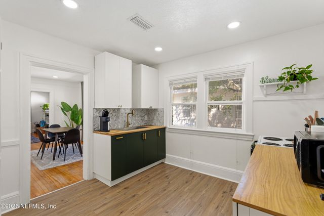 1531 NALDO Avenue, Jacksonville, FL 32207