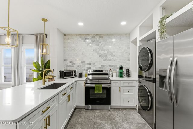 1531 NALDO Avenue, Jacksonville, FL 32207