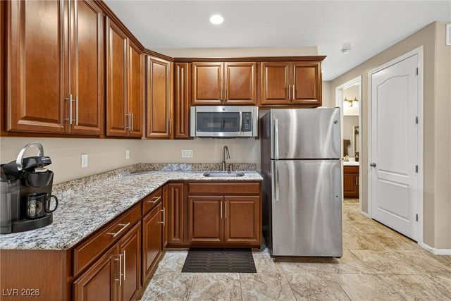 7349 Merimack Oaks Street, Las Vegas, NV 89166