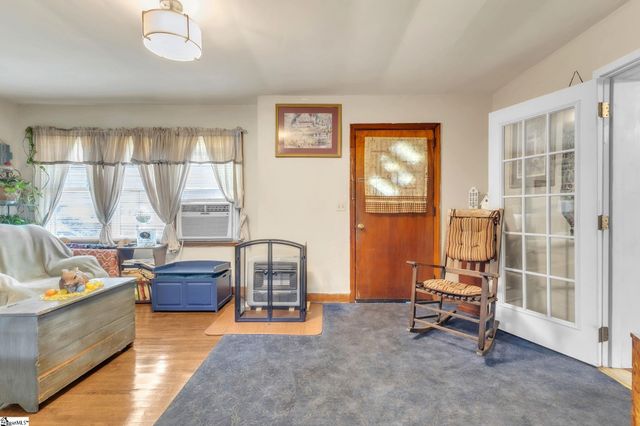 158 Lee Carey Road, Laurens, SC 29360