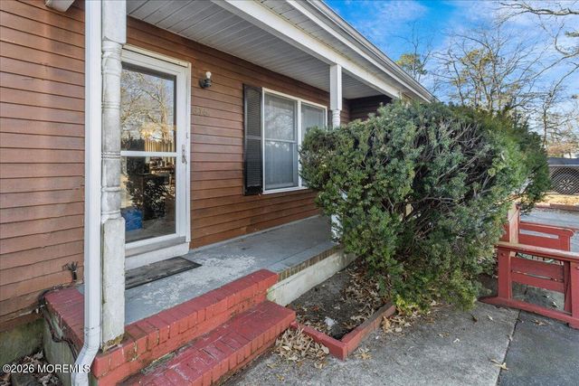 615 Beach Boulevard, Forked River, NJ 08731