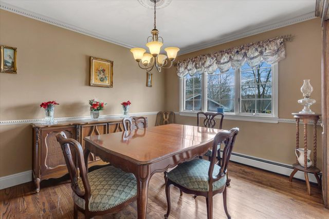 19 Chivalry Lane, Nesconset, NY 11767