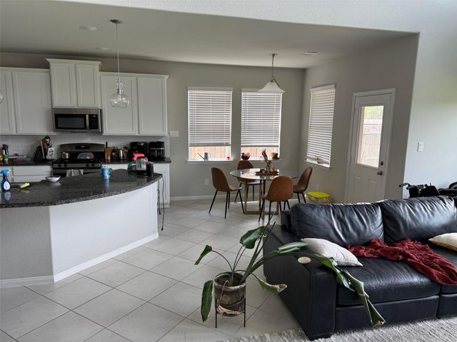 1847 Kenley Way, Alvin, TX 77511