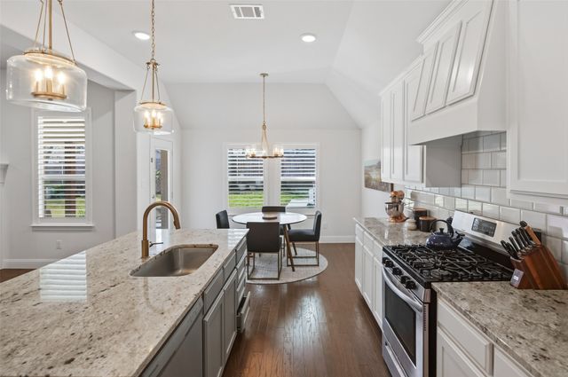 5849 Dennis Avenue, Fort Worth, TX 76114