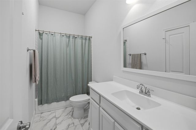 5849 Dennis Avenue, Fort Worth, TX 76114