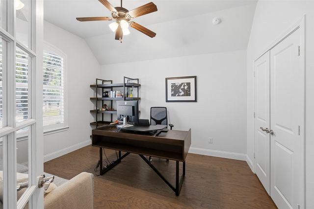 5849 Dennis Avenue, Fort Worth, TX 76114