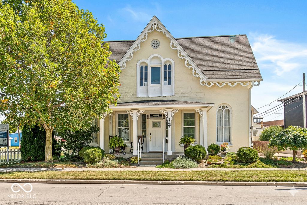 147 N Center Street, Plainfield, IN 46168