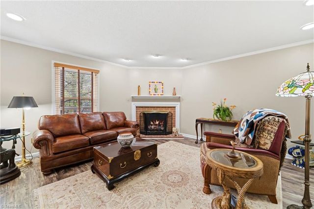 879 Brookleigh Court, Winston-salem, NC 27104