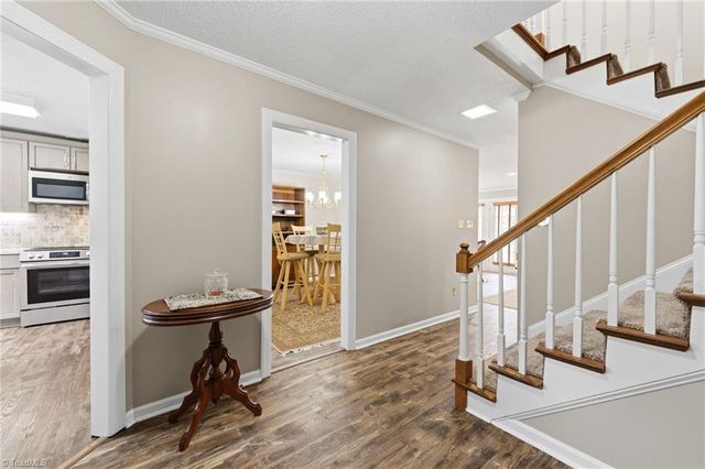 879 Brookleigh Court, Winston-salem, NC 27104