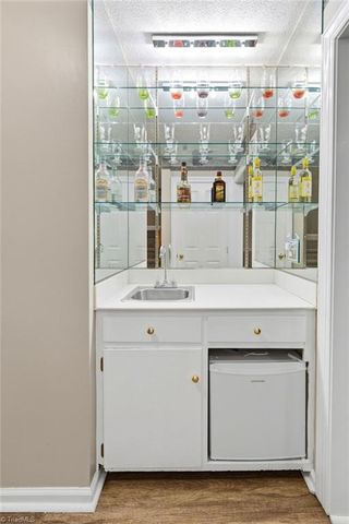 879 Brookleigh Court, Winston-salem, NC 27104