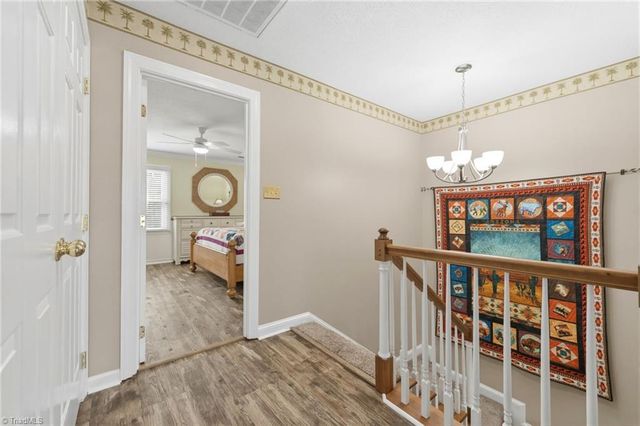 879 Brookleigh Court, Winston-salem, NC 27104