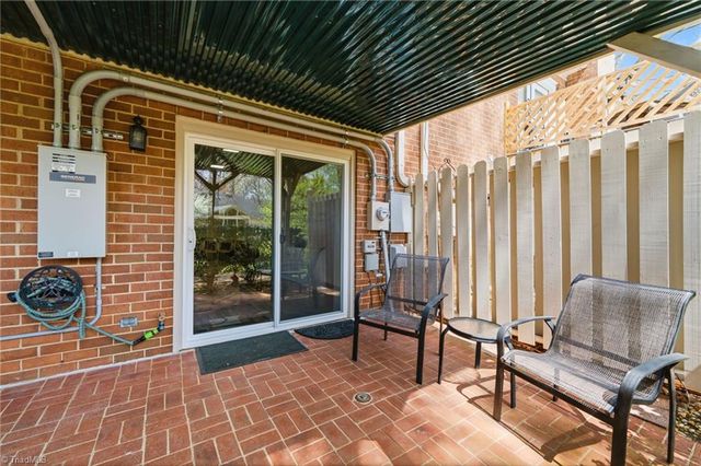 879 Brookleigh Court, Winston-salem, NC 27104