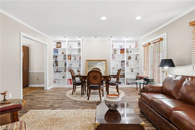 879 Brookleigh Court, Winston-salem, NC 27104