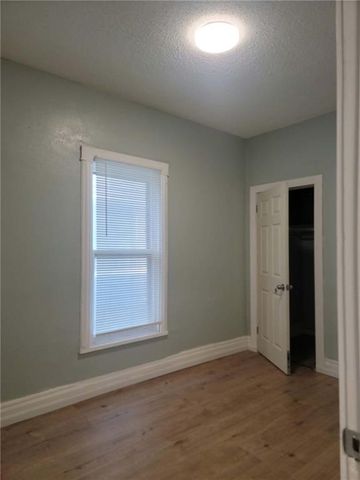 220 N ELMWOOD Avenue, Kansas City, MO 64123