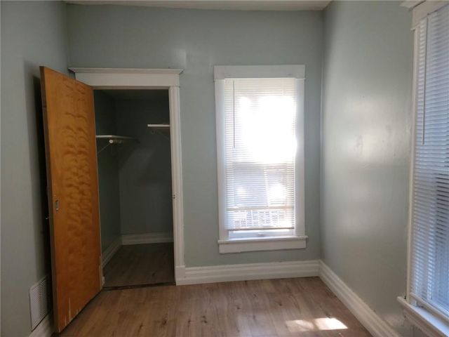 220 N ELMWOOD Avenue, Kansas City, MO 64123