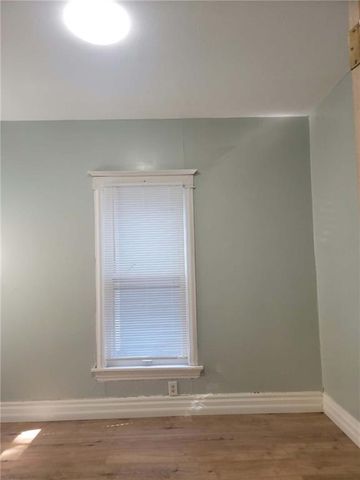 220 N ELMWOOD Avenue, Kansas City, MO 64123