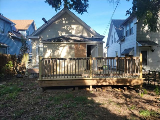 220 N ELMWOOD Avenue, Kansas City, MO 64123