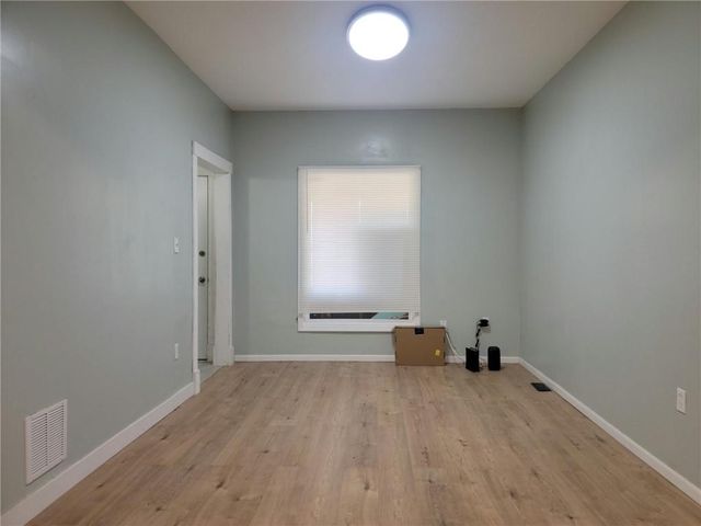 220 N ELMWOOD Avenue, Kansas City, MO 64123
