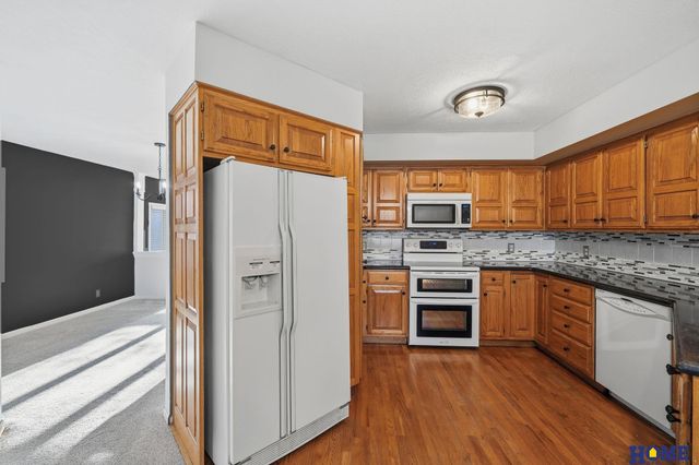 4516 Fir Hollow Lane, Lincoln, NE 68516