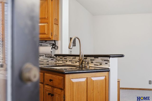 4516 Fir Hollow Lane, Lincoln, NE 68516