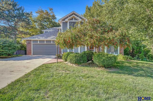 4516 Fir Hollow Lane, Lincoln, NE 68516