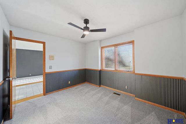 4516 Fir Hollow Lane, Lincoln, NE 68516