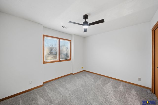 4516 Fir Hollow Lane, Lincoln, NE 68516