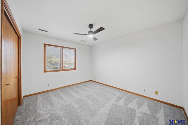 4516 Fir Hollow Lane, Lincoln, NE 68516