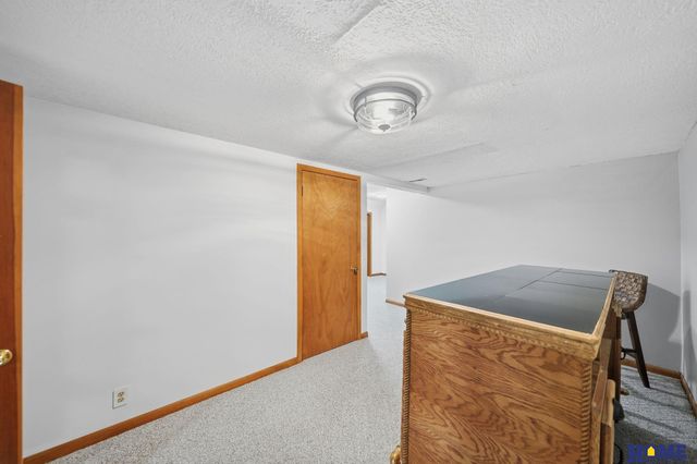 4516 Fir Hollow Lane, Lincoln, NE 68516