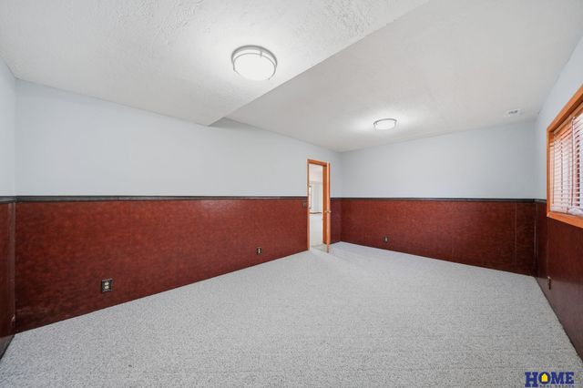 4516 Fir Hollow Lane, Lincoln, NE 68516