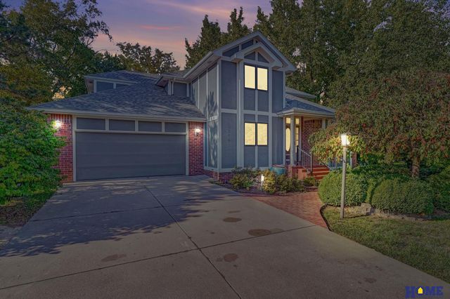4516 Fir Hollow Lane, Lincoln, NE 68516