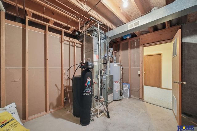 4516 Fir Hollow Lane, Lincoln, NE 68516