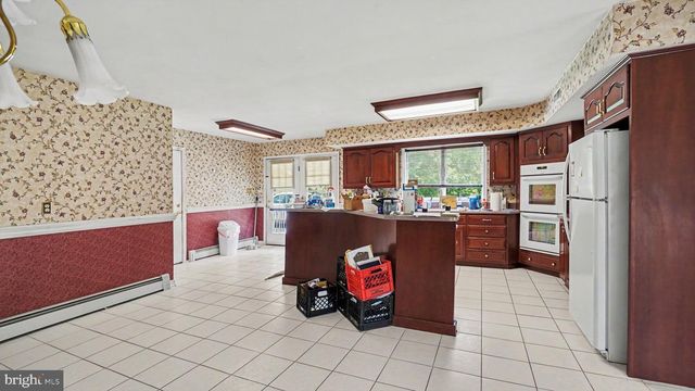 130 HESS RD, Collegeville, PA 19426