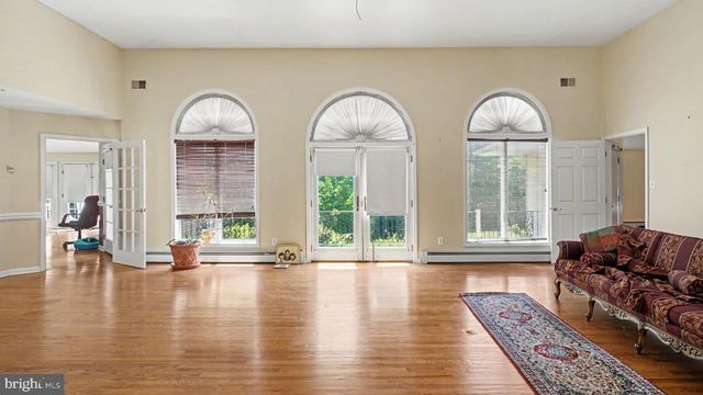 130 HESS RD, Collegeville, PA 19426