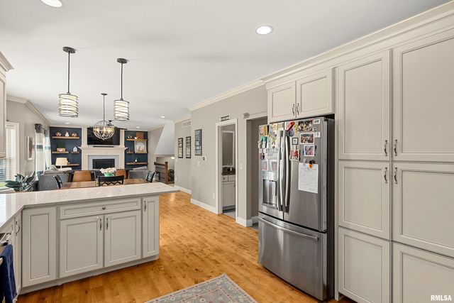 346 Shaggybark Trail, Morton, IL 61550