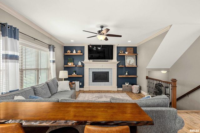 346 Shaggybark Trail, Morton, IL 61550