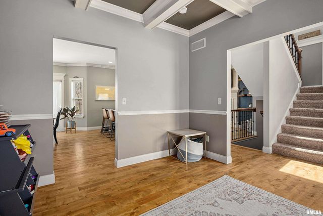 346 Shaggybark Trail, Morton, IL 61550