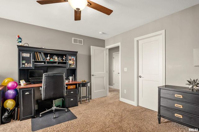 346 Shaggybark Trail, Morton, IL 61550