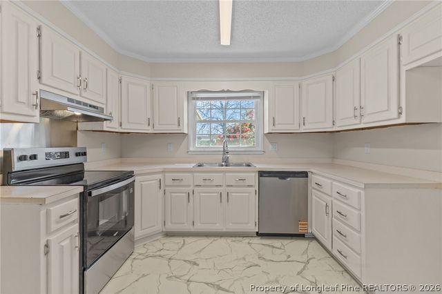 604 Dandridge Drive, Fayetteville, NC 28303