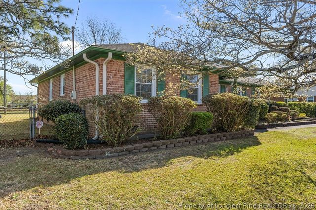 604 Dandridge Drive, Fayetteville, NC 28303