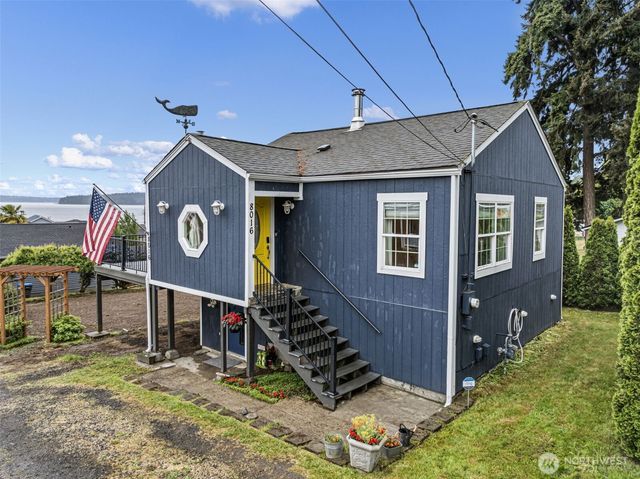 8016 E Daniels Loop, Port Orchard, WA 98366