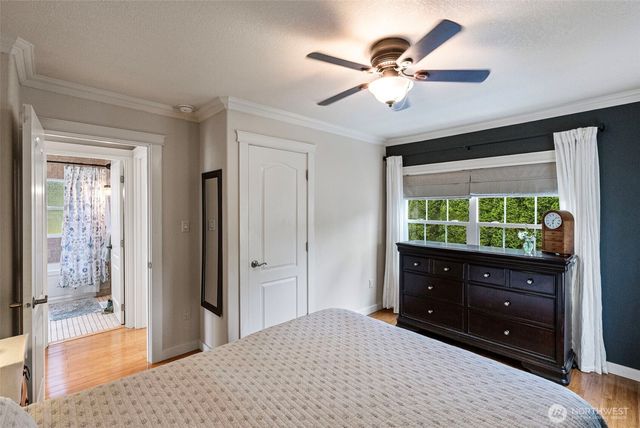 8016 E Daniels Loop, Port Orchard, WA 98366