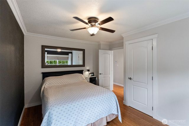 8016 E Daniels Loop, Port Orchard, WA 98366