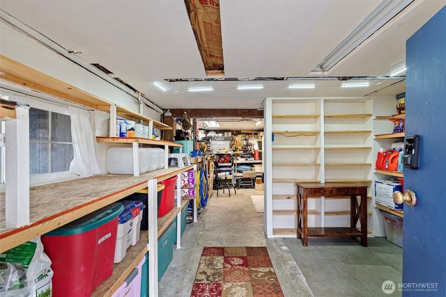 8016 E Daniels Loop, Port Orchard, WA 98366