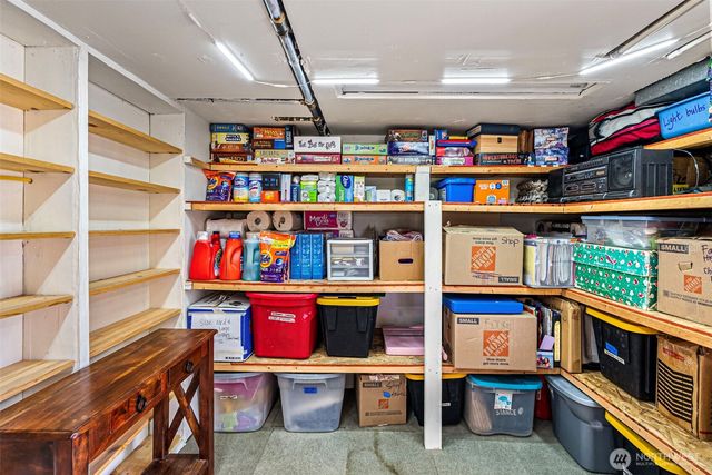 8016 E Daniels Loop, Port Orchard, WA 98366