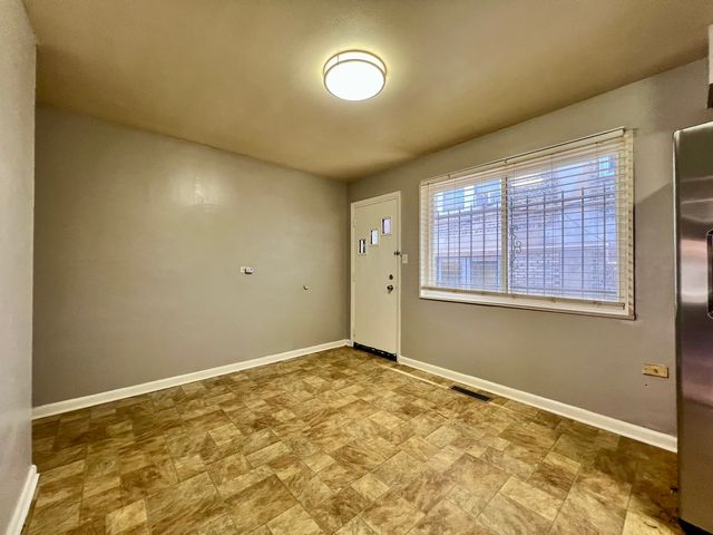 1414 W Chase Avenue D, Chicago, IL 60626