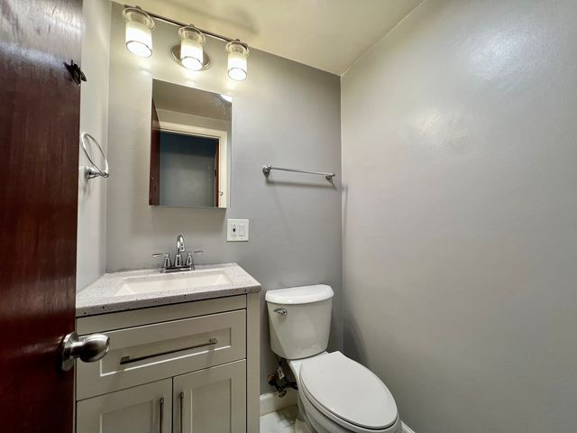 1414 W Chase Avenue D, Chicago, IL 60626