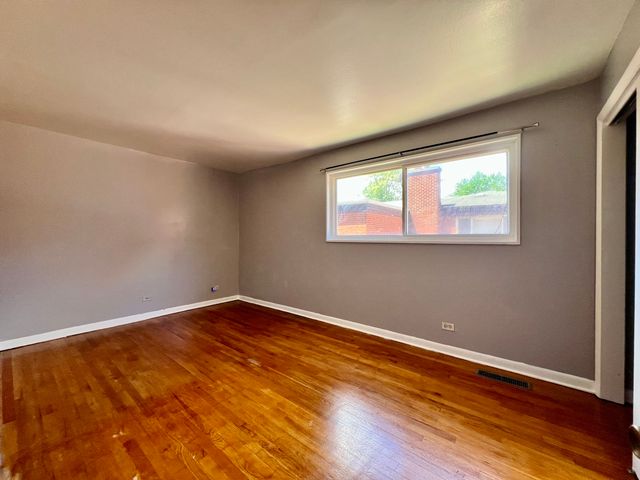 1414 W Chase Avenue D, Chicago, IL 60626
