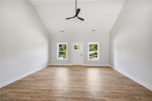 4340 Mashie Drive, Pfafftown, NC 27040