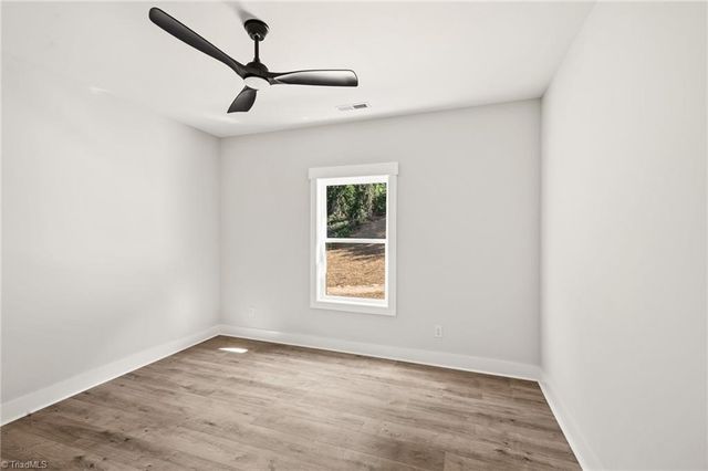 4340 Mashie Drive, Pfafftown, NC 27040